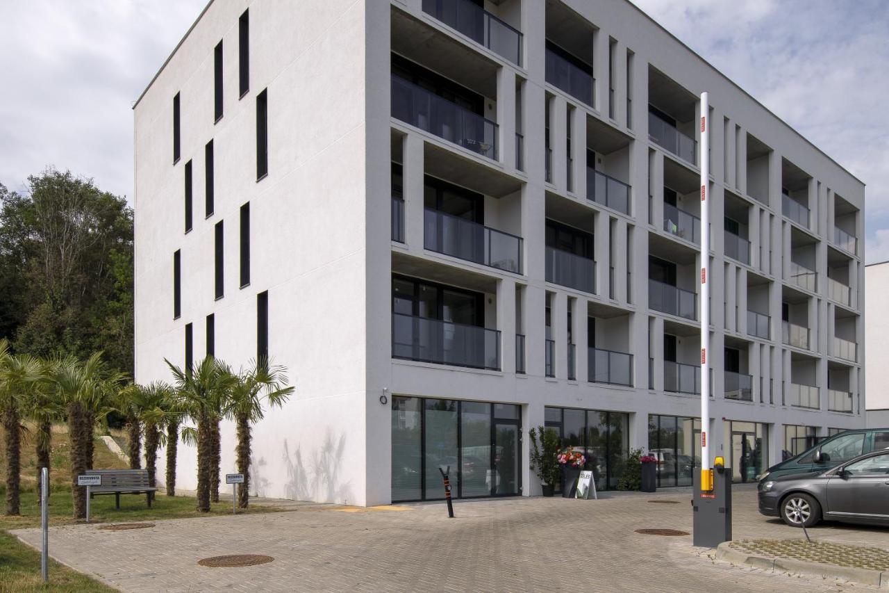 Urban Jungle Apartments By Reside Baltic VNO Extérieur photo
